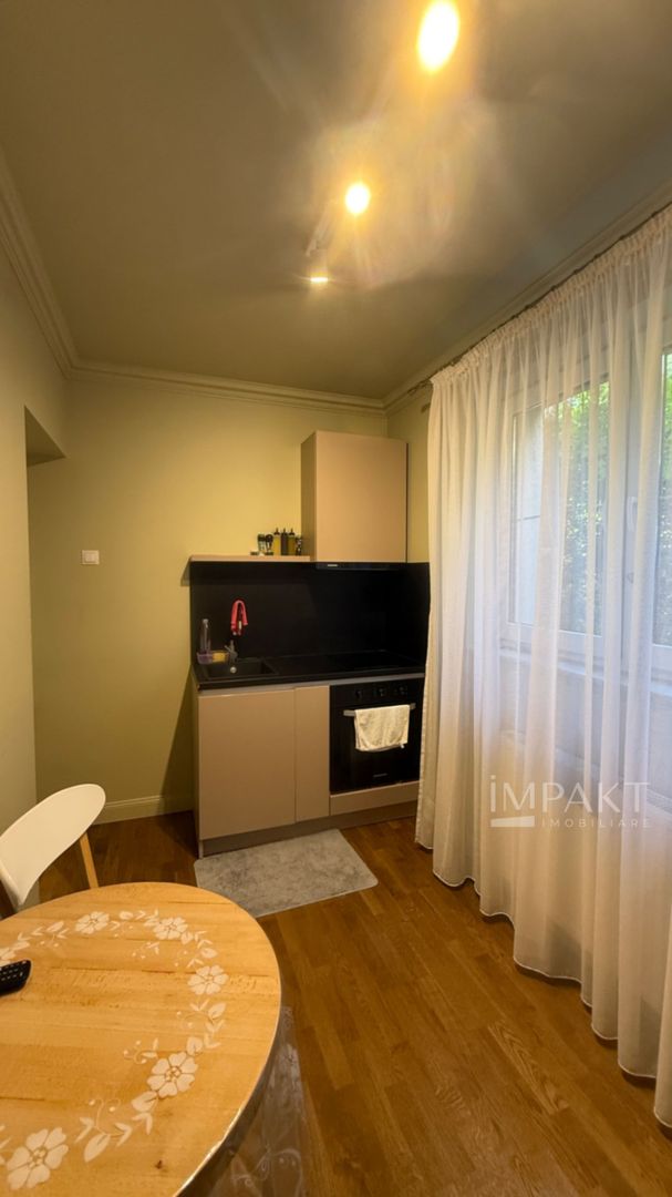 Apartament modern la vila cu gradina si teren 263mp aproape de centru - Poză 21