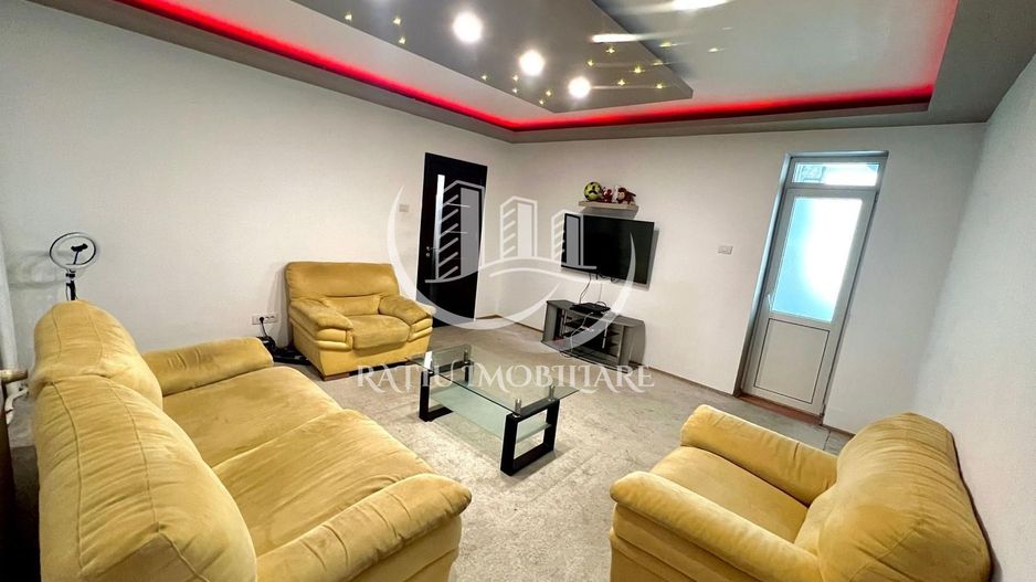 Apartament cu 4 camere | Zona Centrala | General Magheru | Oradea - Poză 1