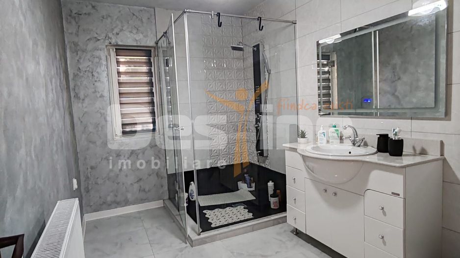 Apartament cu 3 camere, renovat și mobilat complet – Zona Gară, Vaslui - Poză 11