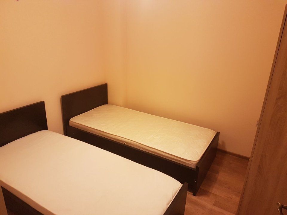 Închiriez apartament in vila - Poză 6