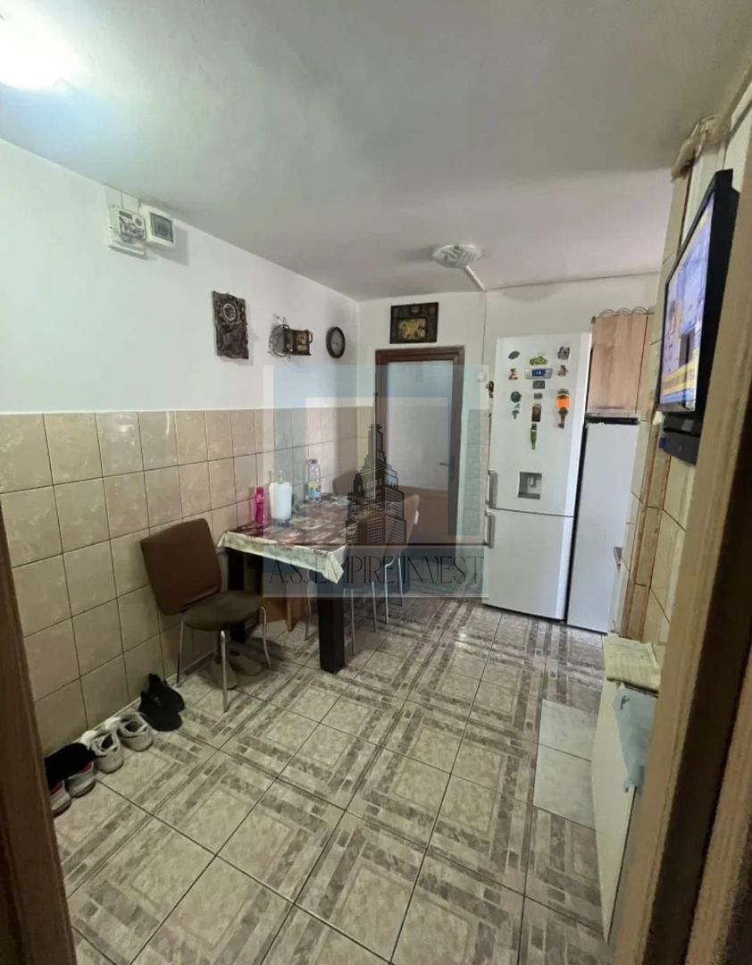 Apartament 3 camere - zona Bartolomeu - Poză 6