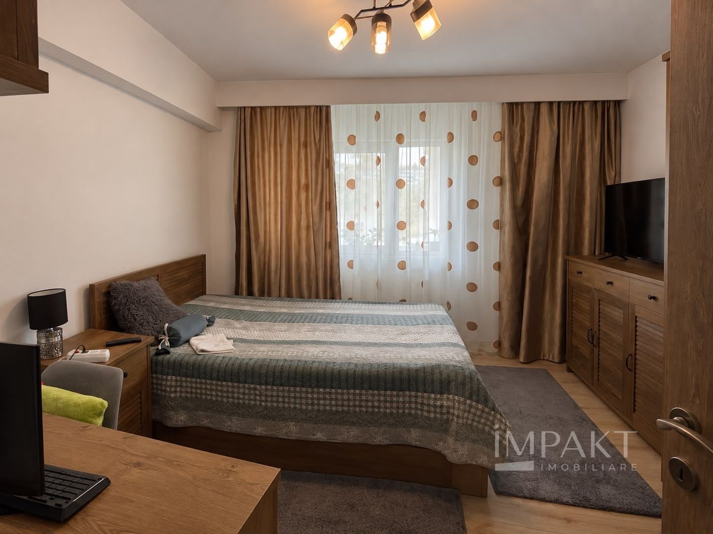 Apartament 2 camere | decomandat | Intre Lacuri - Poză 2