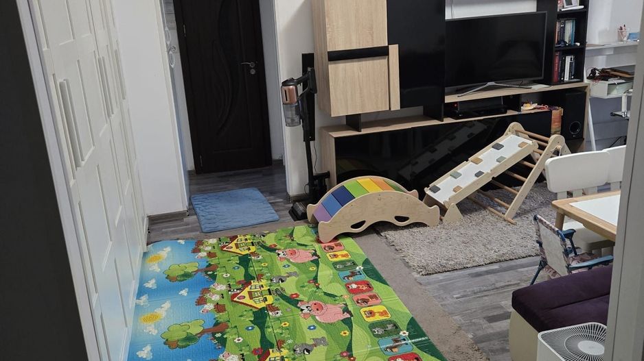 3 camere renovat, centrală proprie, balcon mare, vedere liberă, Dristor - Poză 2