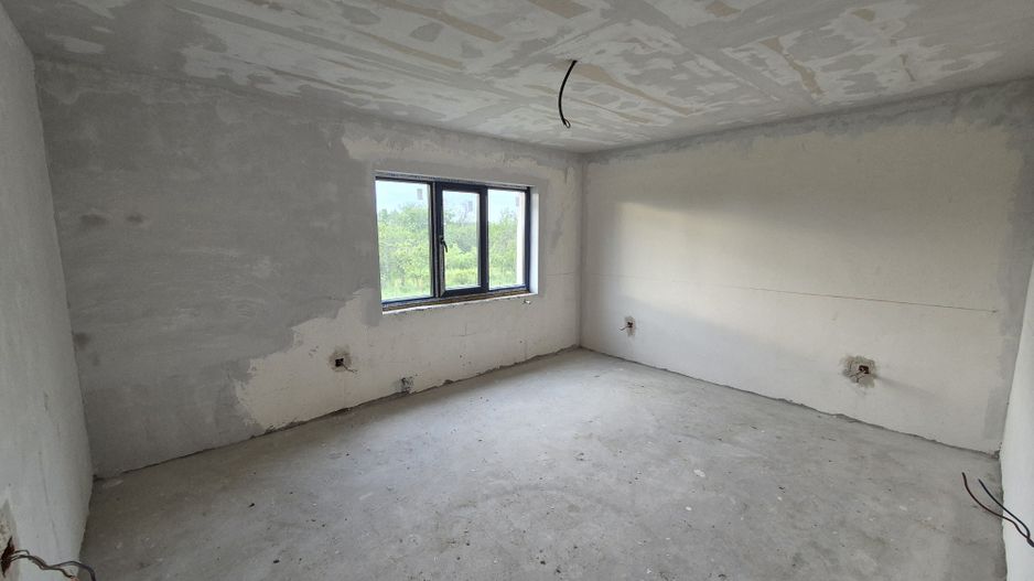 Casa P+1 in comuna 1 Decembrie - str. Victoriei - Poză 4