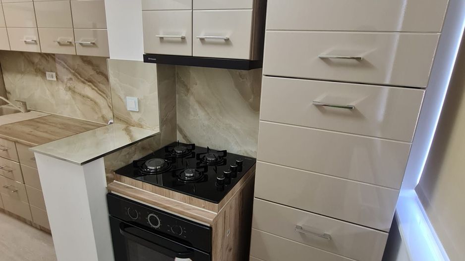 De vanzare apartament apartament cu 2 camere,  Micro 16, etaj 4, 72.000 E - Poză 10