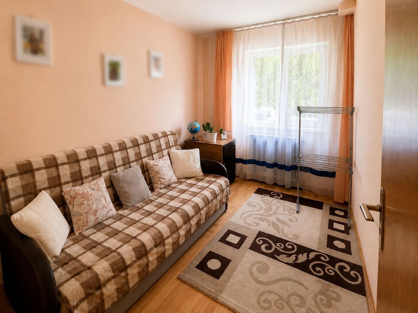 Apartament 3 camere, 63 mp, logie și boxă - Poză 7