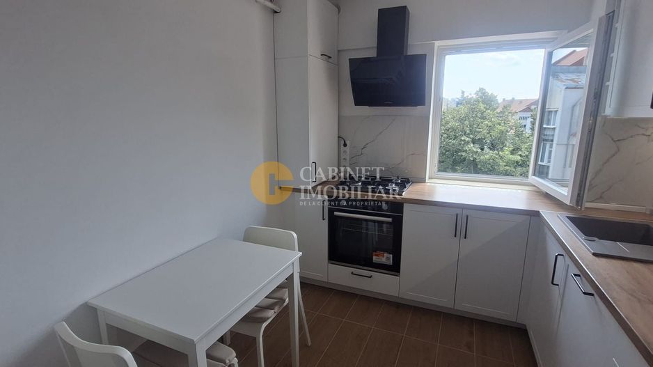 Ultracentral – Apartament 3 Camere Decomandat "La Cheie", Renovat 2025 - Poză 9