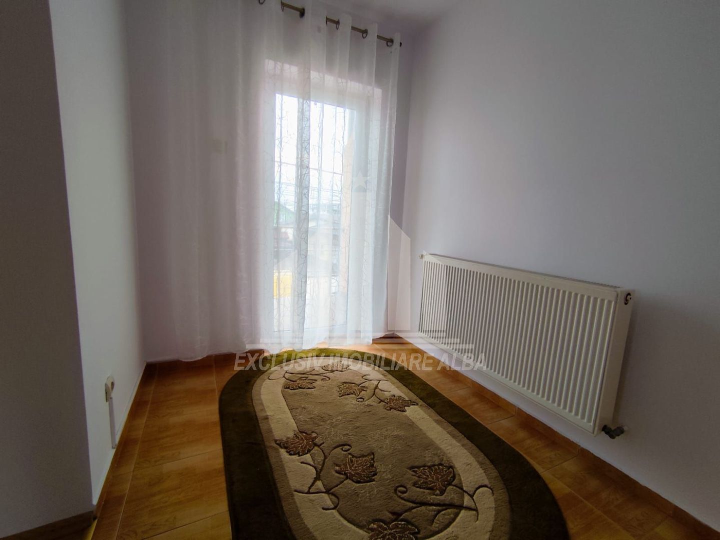 Apartament cu 3 camere de inchiriat, Alba-Micesti - Poză 4