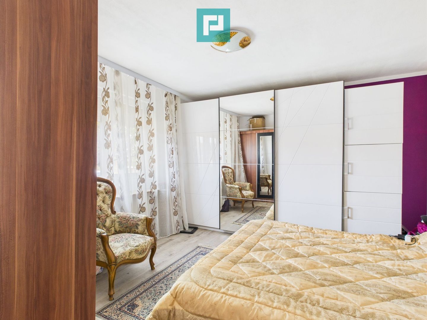 Casă renovată cu teren generos lângă Ususău - Poză 2