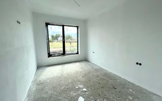 Casa individuala semifinisata, 4 camere, 2 bai, 448mp teren - Poză 11