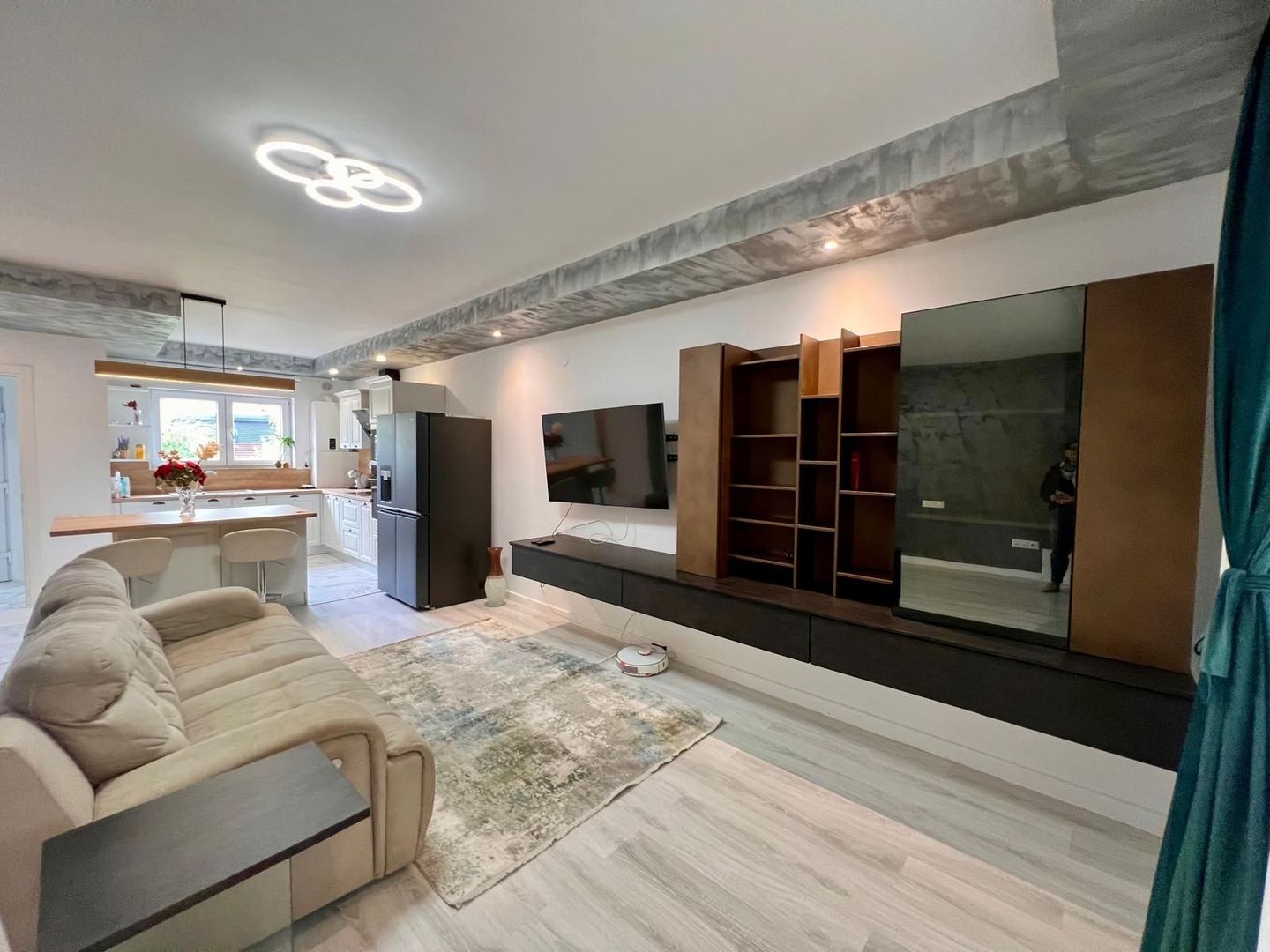 Vila 4 camere Ansamblul Rezidential Cosmopolis - Poză 3