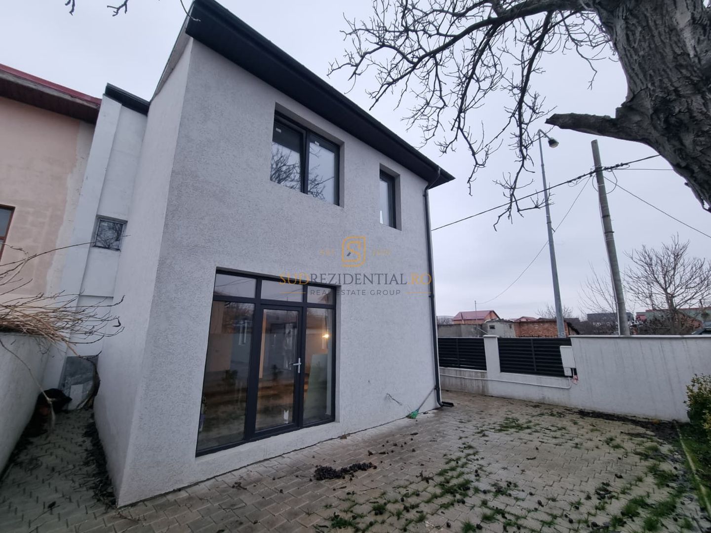 Casă spațioasă de vânzare – Sector 4, Metrou Aparatorii Patriei - Poză 10