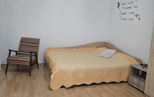 Parcul Trandafirilor, garsoniera in bloc de apartamente, loc parcare