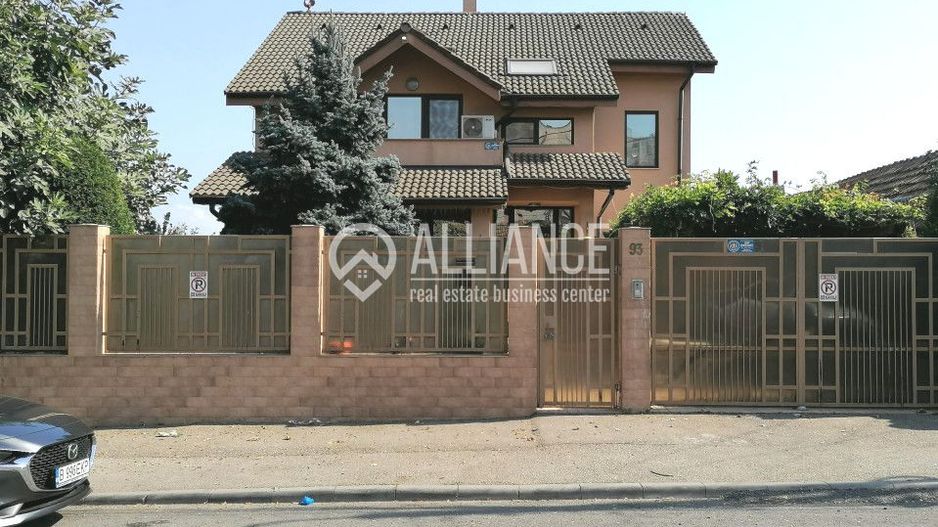 COICIU (Cod 01) Armonie și Eleganță pentru Două Generații! - Poză 52