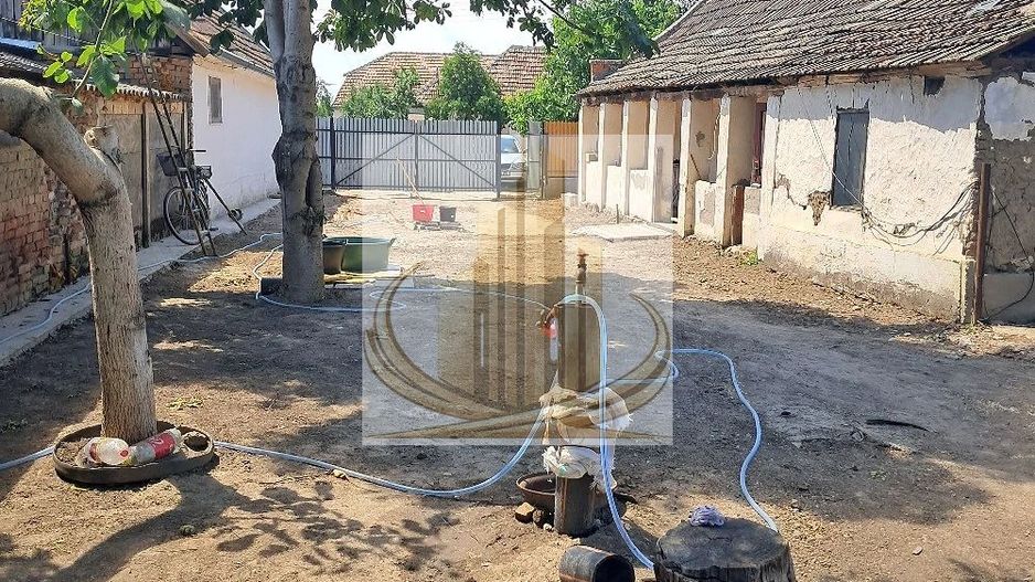 Teren 1.200 mp | Casă Demolabilă | Central | Dudeștii Vechi - Poză 1