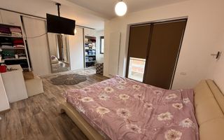 Casă înșiruită complet mobilată + curte+ 2 parcari în complex inchis! - Poză 7