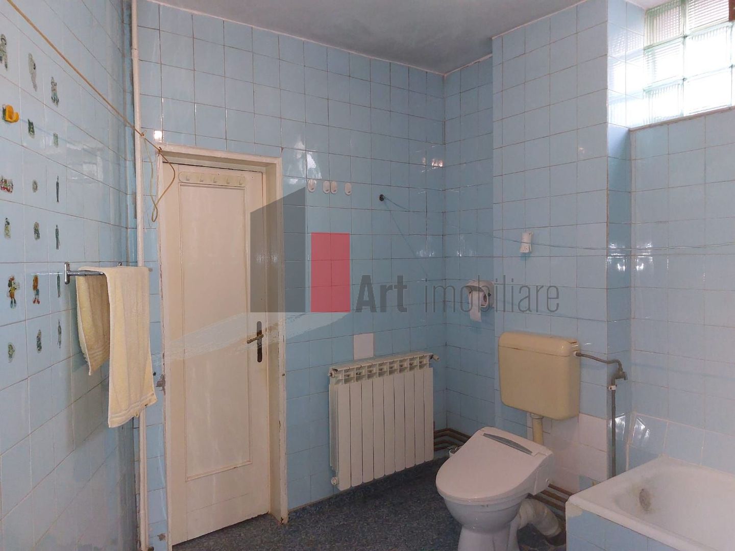 Apartamentul "BEQUEM",  180 mp suprafata totala, CONSOLIDAT, GARAJ IN ACTE, BOXE - Poză 20