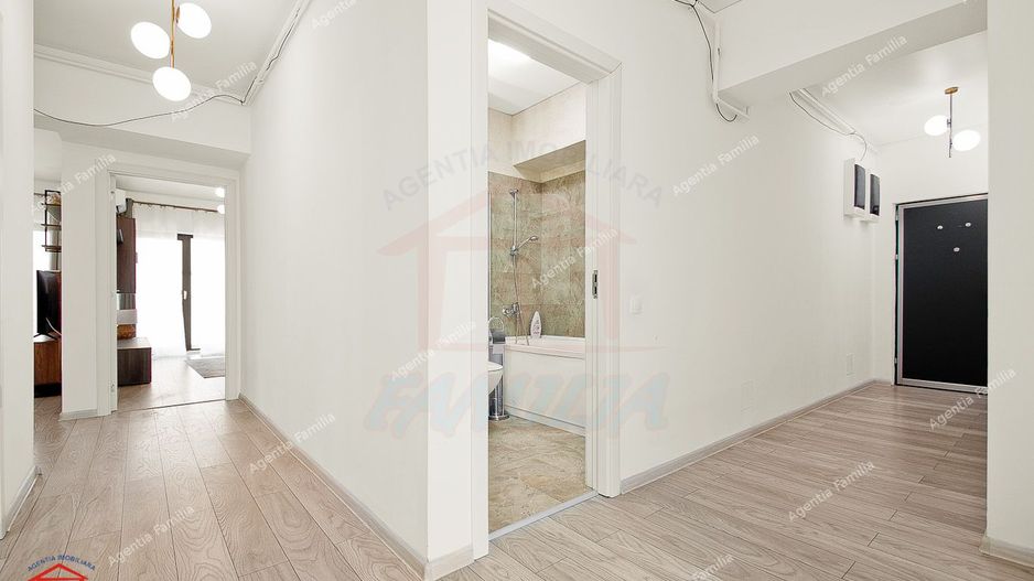 Trei camere de inchiriat Riviera by Viva - Poză 17