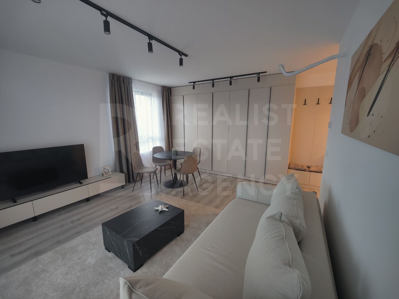 Vânzare, apartament, 2 camere + parcare înclusă în preț, Constanța - Poză 3
