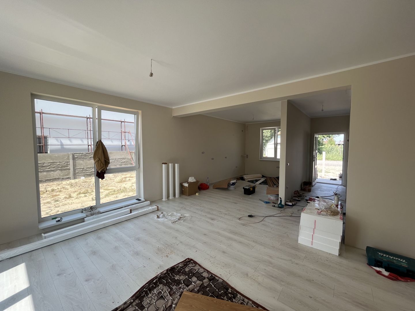 1/2 Duplex Utvin,4 Camere,2 Bai,Toate Utilitatile - Poză 5