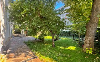 Spre Vânzare Proprietate remarcabilă cu 6 camere în inima Iașului ! - Poză 18