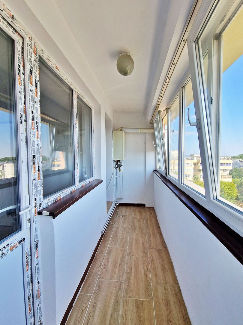 AZURA Imobiliare - Garsoniera Nemobilata Pitesti Craiovei Central - Poză 3