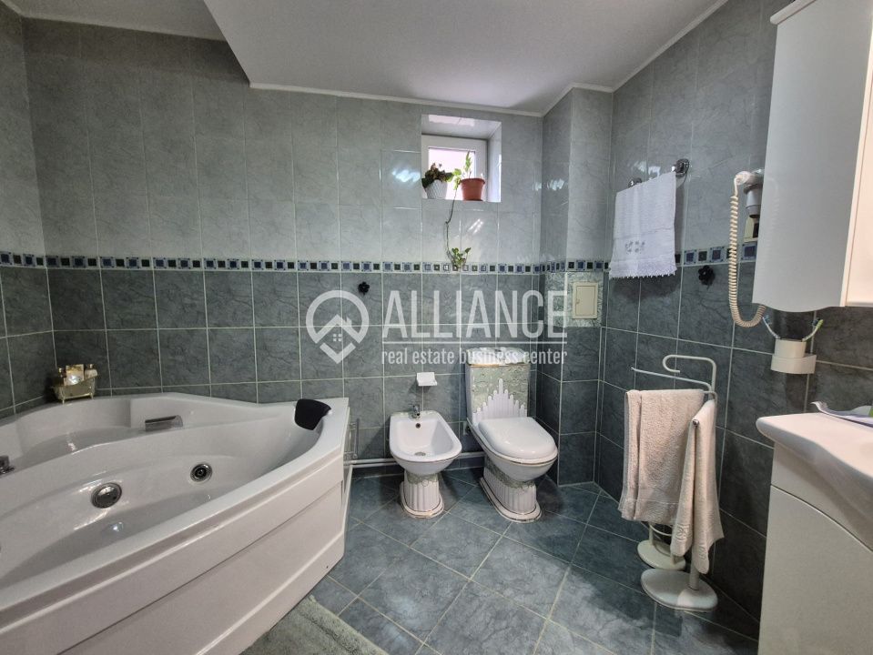 Eforie Nord (COD 02) - Pensiune 10 camere la doar 800 m de mare - Poză 39