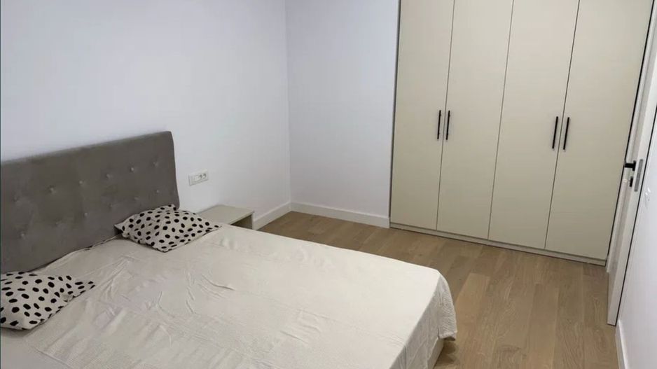 AP. 2 CAMERE- 13 SEPTEMBRIE, CENTRALA PROPRIE, PARCARE SUBTERANA - Poză 7