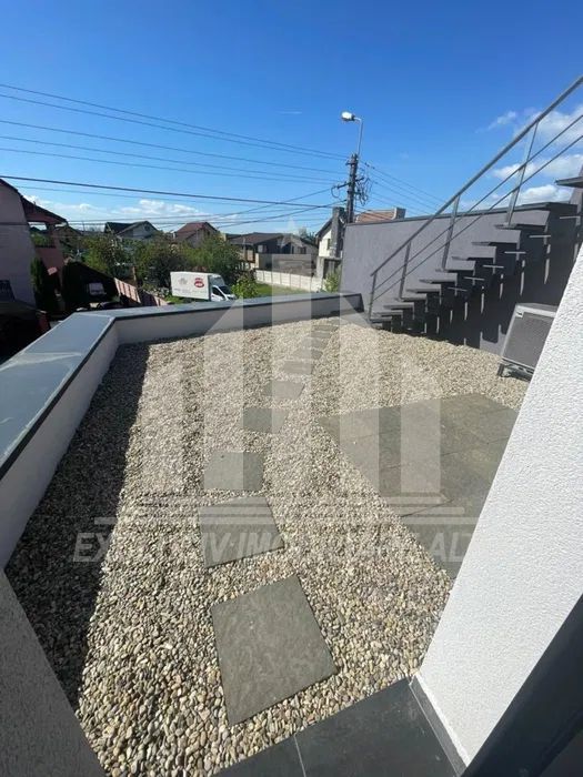 Apartament cu 3 camere de inchiriat, Cetate - Poză 7