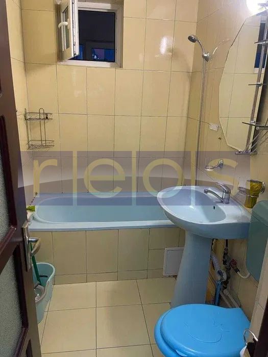 DE VANZARE 2 CAMERE DECOMANDAT –LUJERULUI -  REABILITAT - GEAM LA BAIE - Poză 4
