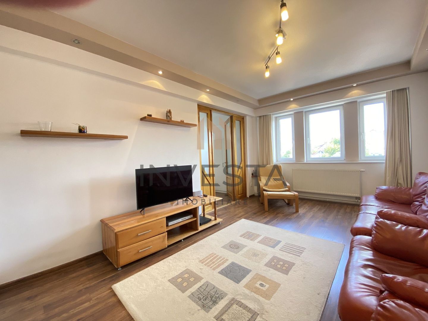 Apartament 4 camere de vanzare , etaj intermediar, parcare, Zorilor! - Poză 2