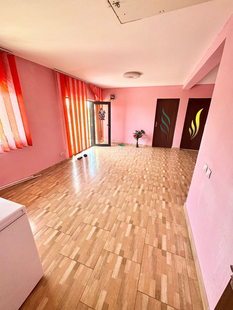 Casă P+M  strada Negru Vodă, 175 mp, 5 dormitoare, teren - Poză 11