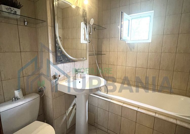 Apartament 3 camere de închiriat, Nicolina, cu loc de parcare disponibil - Poză 6