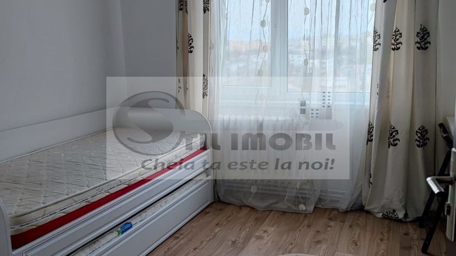 Apartament 3 Camere  PALAS  MALL - 540 euro - Poză 9
