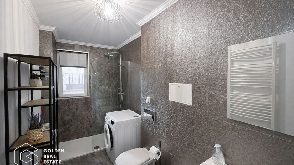 Apartament superb, BERMO, 2 camere, etaj 1, totul nou, centrala proprie, balcon - Poză 13