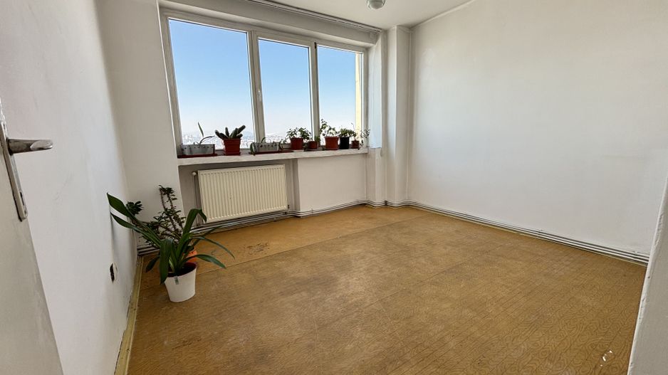 Apartament 3 camere decomandat 67,8 m² zona garii - Poză 3