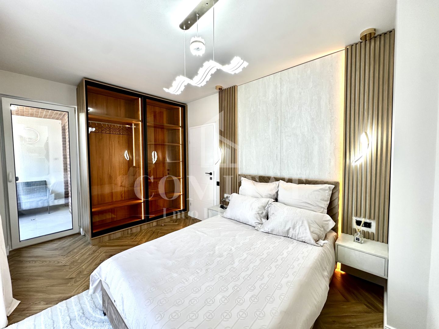 Apartament ultrafinisat | Etaj intermediar | Zona Str Tineretului - Poză 33