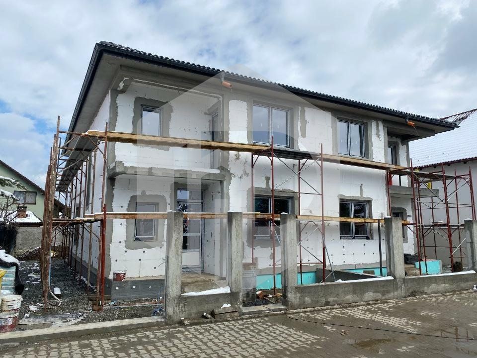 Casa tip duplex de vânzare în Selimbar, Str Andrei Muresanu-Brana - Poză 2