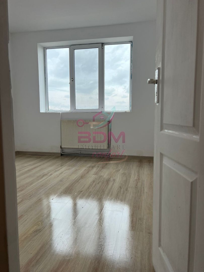 COMISION 0 | Apartament 2 camere | decomandat | zona Micro 2 - Poză 2