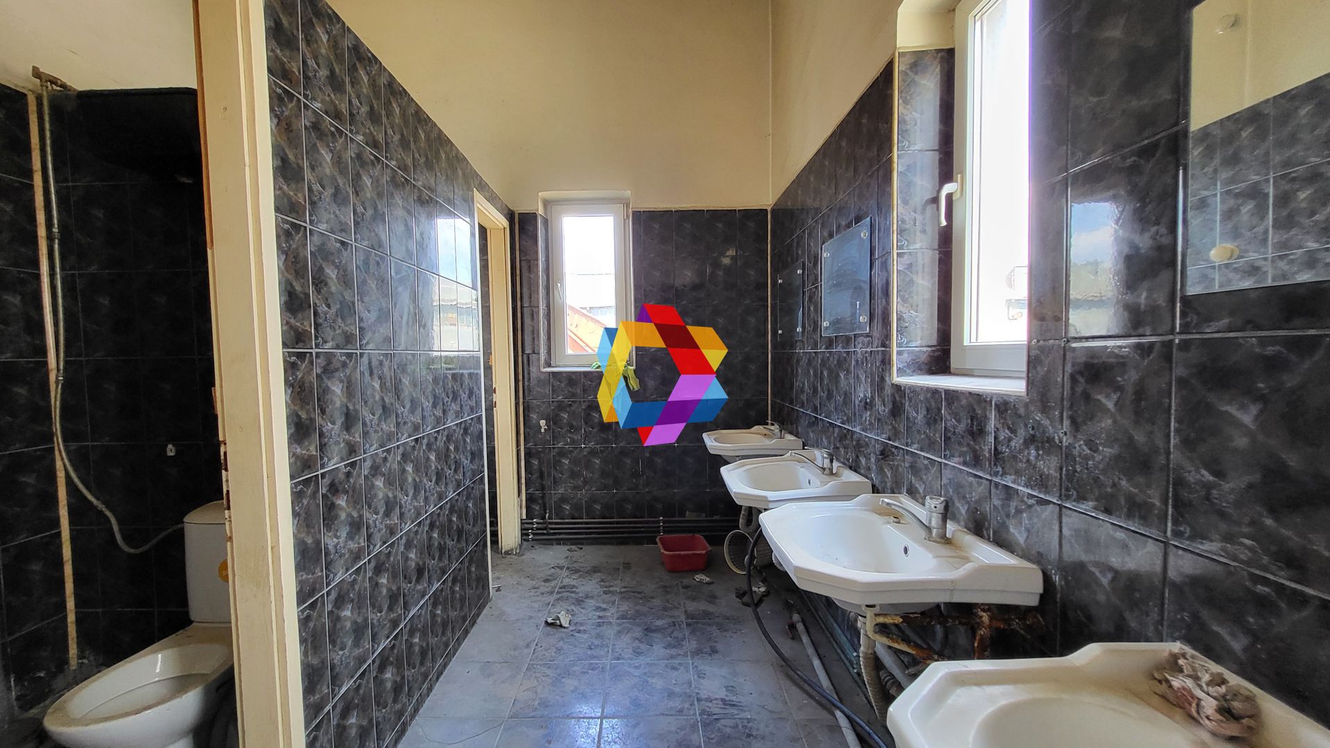 Spatiu la etaj 1 - 470 mp - Poză 5