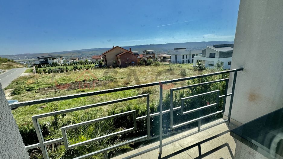 Apartament, parte dintr-un triplex, ultrafinisat, zonă liniștită și view superb! - Poză 15