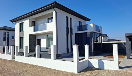Vila cu 4 camere, cartier nou, Paulesti