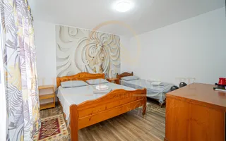 2 vile turistice - 13 camere - afacere la cheie! - Poză 17