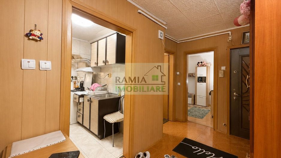 Apartament 2 camere decomandat ,49 mp, Parter, balcon, boxă - Poză 5