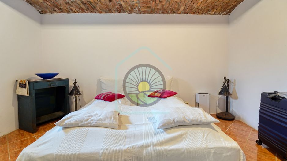 CASA INDIVIDUALA- DEALUL CETATII BRASOV - Poză 3