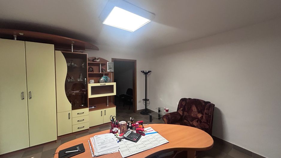 Spatiu de inchiriat - Poză 4