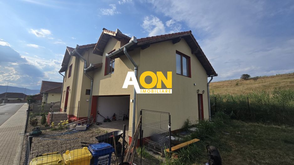 Casa 6 Camere 451 mp Teren, Zona Ciugud. - Poză 1