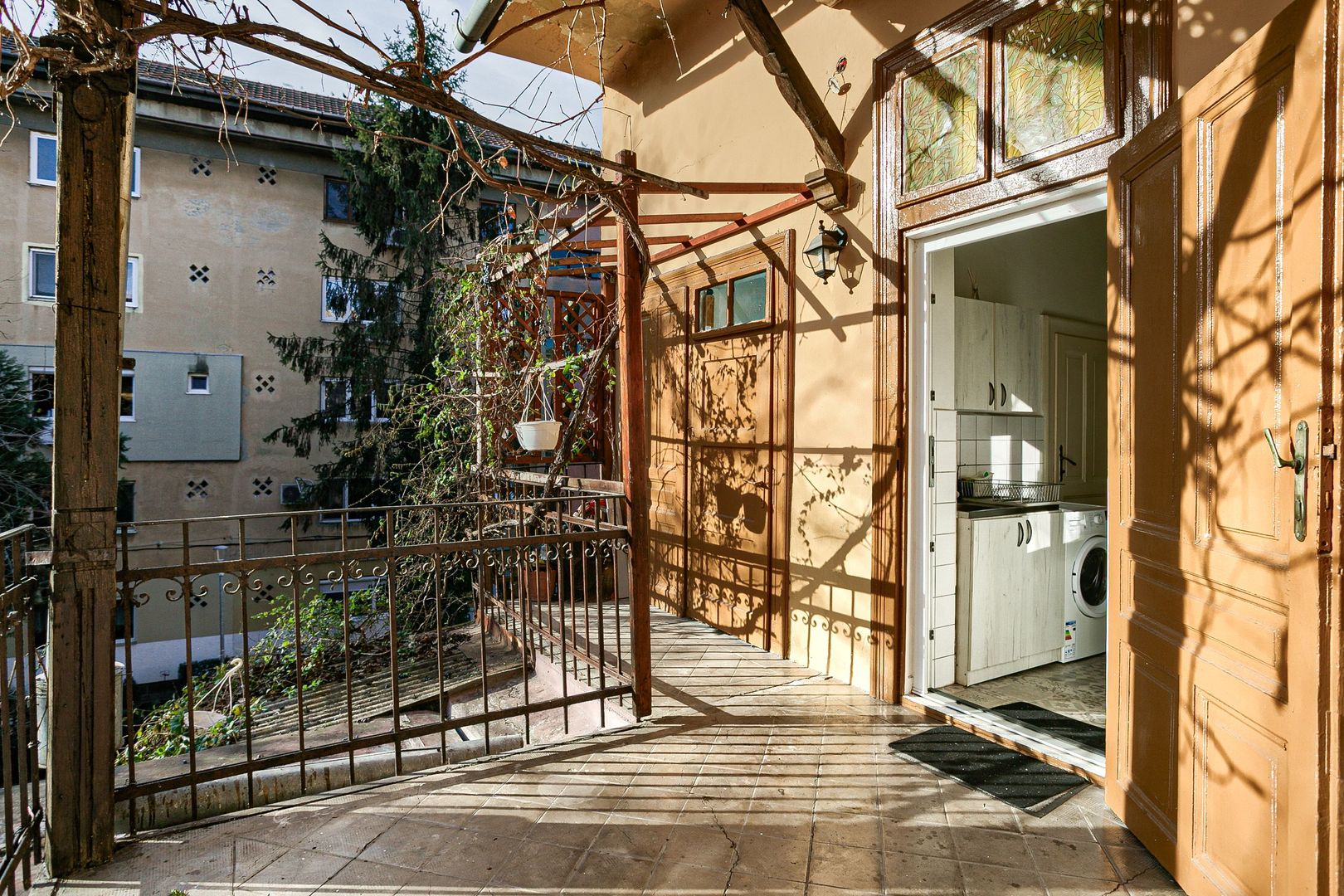 REZERVAT Apartament clasic cu 3 camere zona Podgoria - Poză 3