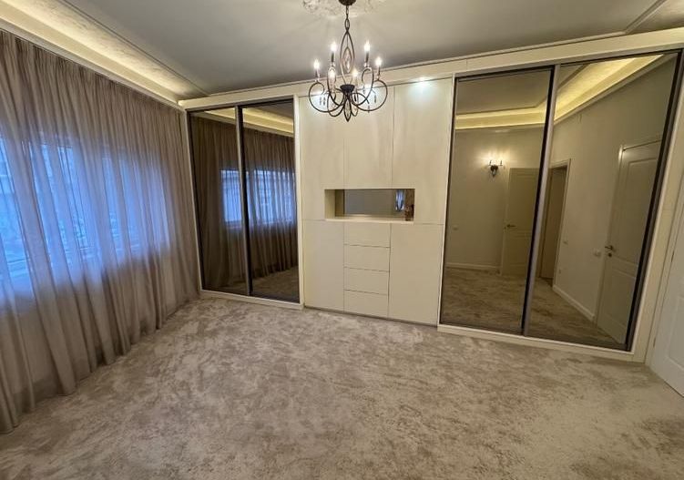 Apartament ultracentral de inchiriat | 4 camere -120 mp | semimobilat - Poză 3