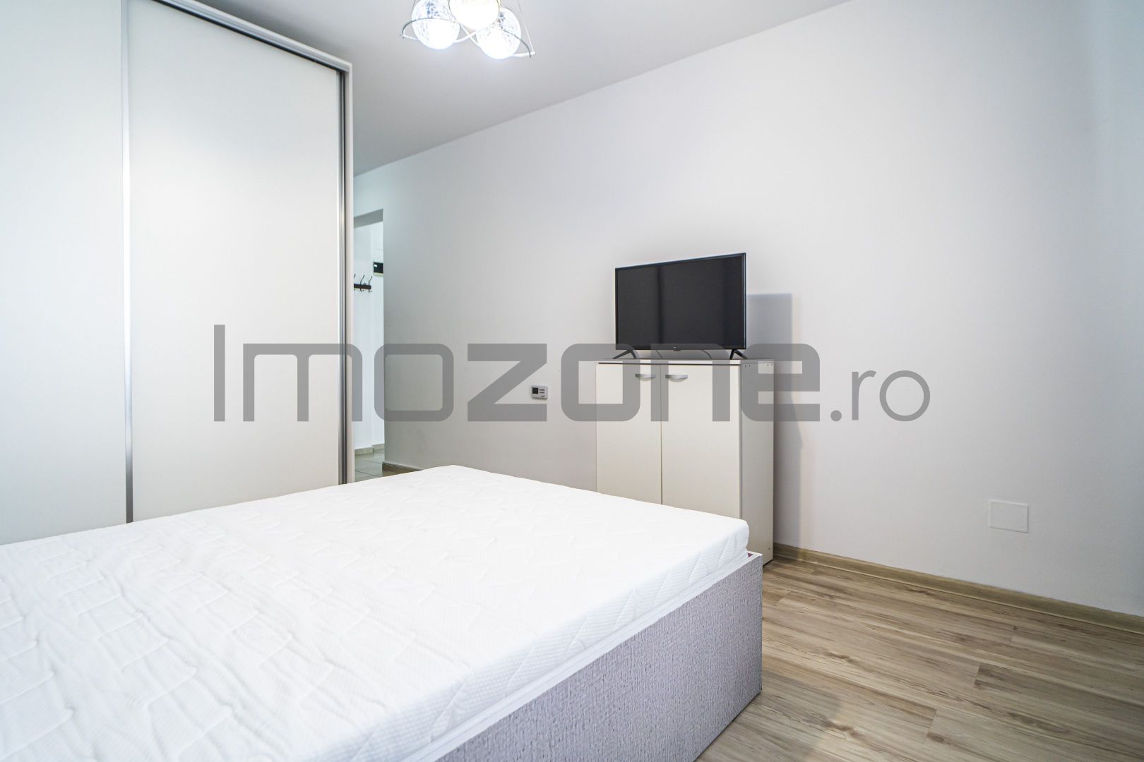 Garsoniera, 36 mp, mobilata-utialta, etaj 4, langa Penny Market- Rezervelor - Poză 6